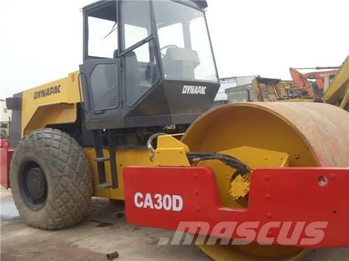 Dynapac CA 30 D 單輪滾壓機
