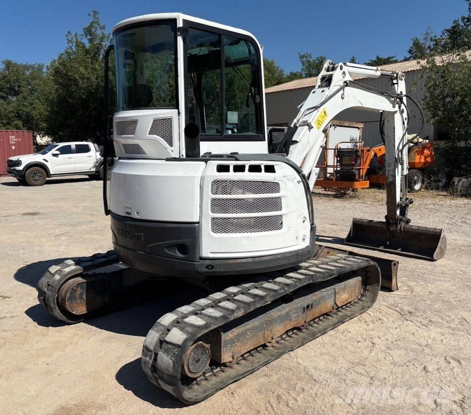 Yanmar Vio 50 U 小型挖土機/掘鑿機<7t(小型挖掘機)