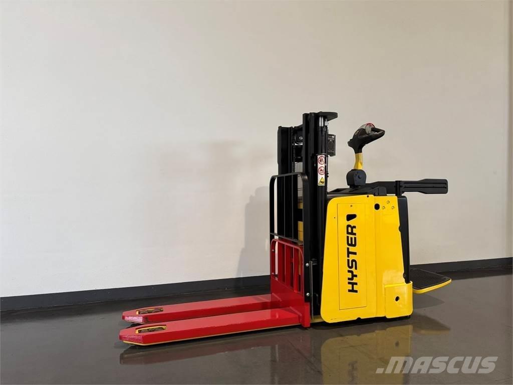 Hyster P2.0SD 行走控制式堆積機