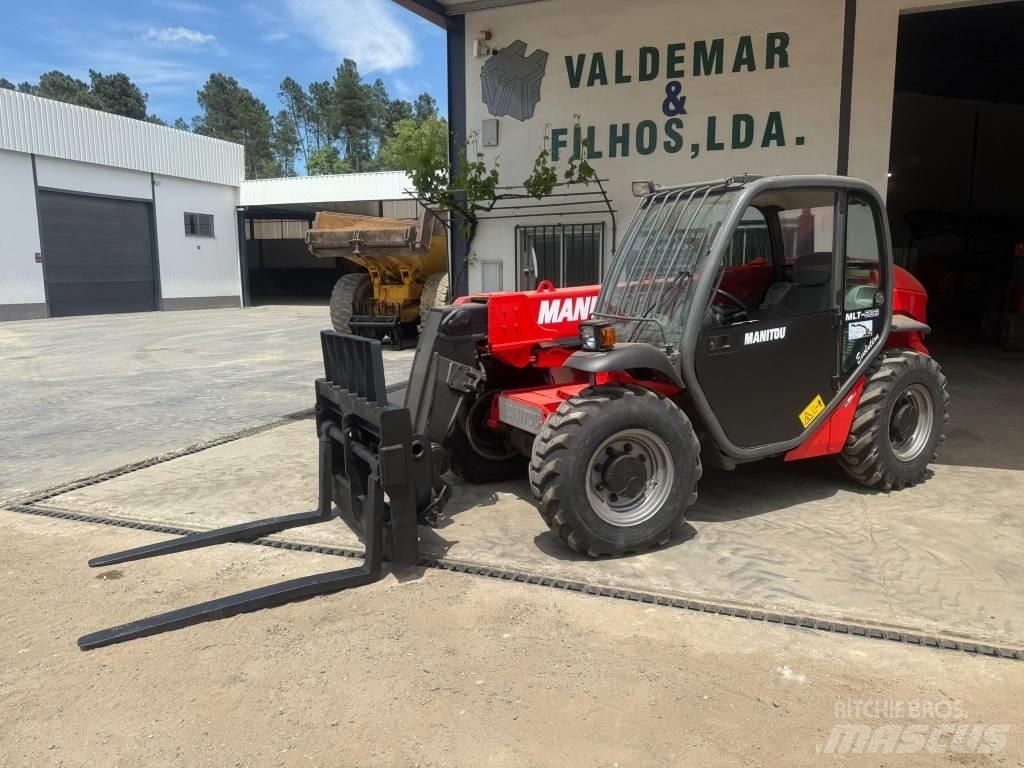 Manitou MT 523 伸縮臂操作車