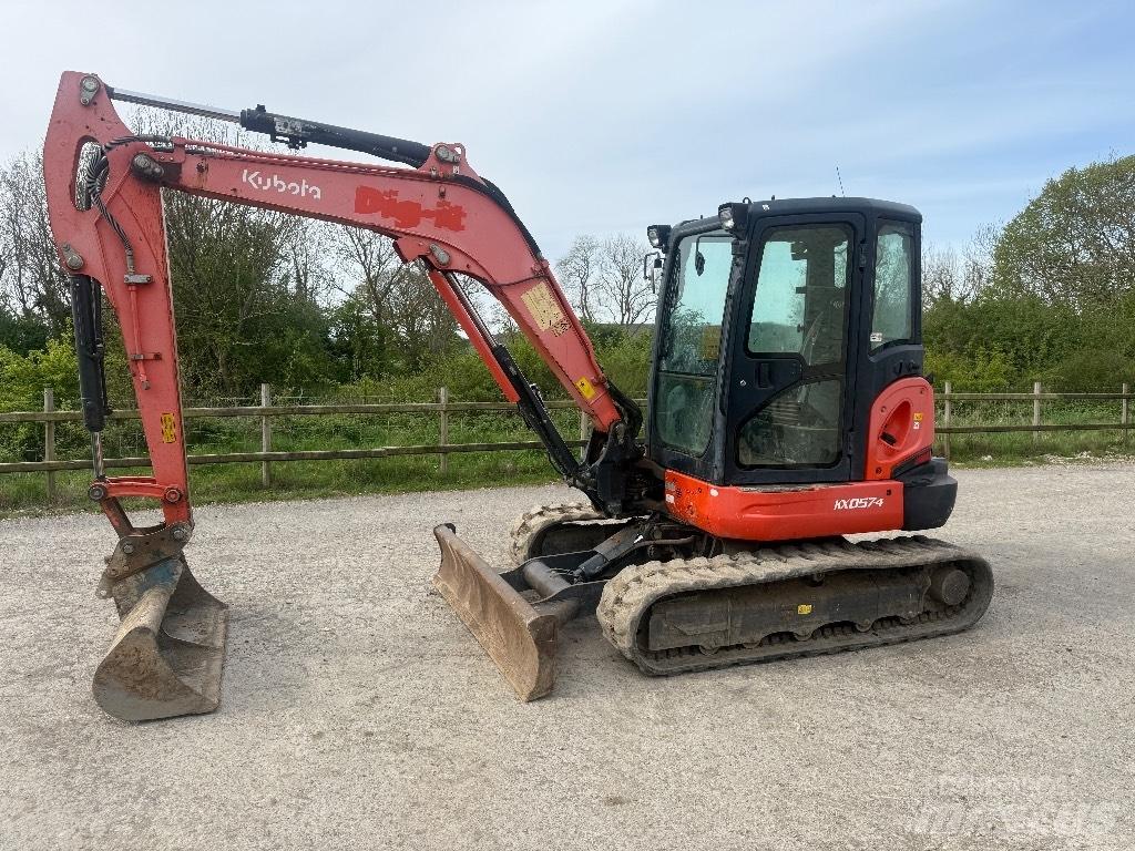 Kubota KX 057-4 小型挖土機/掘鑿機<7t(小型挖掘機)