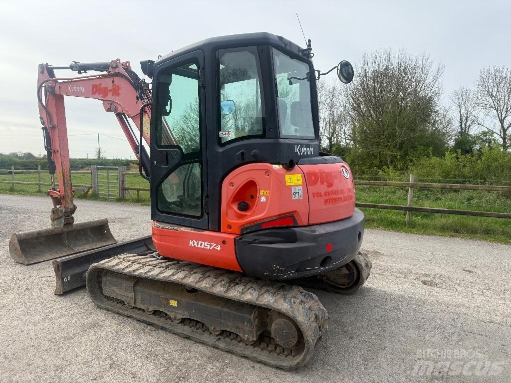Kubota KX 057-4 小型挖土機/掘鑿機<7t(小型挖掘機)