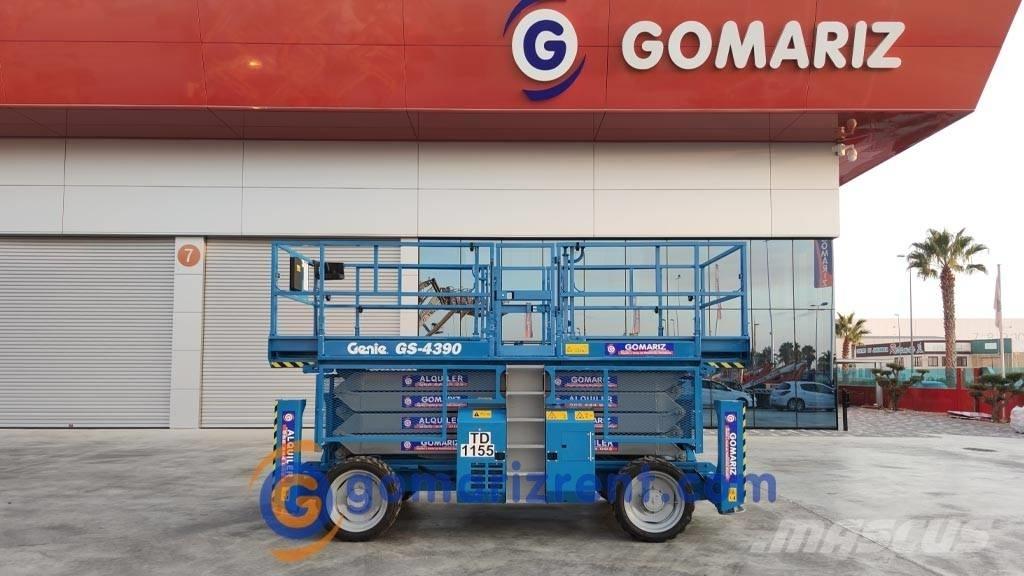 Genie GS 4390 剪式升降機