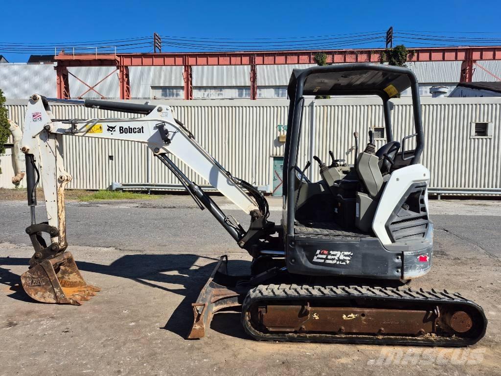 Bobcat E 35i 小型挖土機/掘鑿機<7t(小型挖掘機)