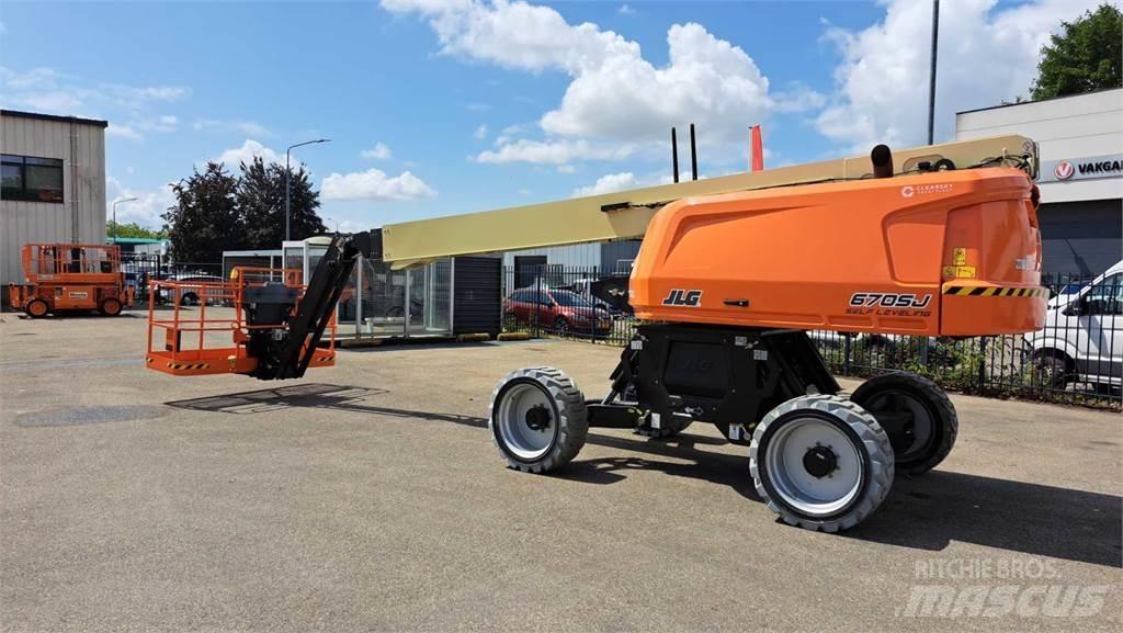 JLG 670SJ 伸縮臂高空作業車
