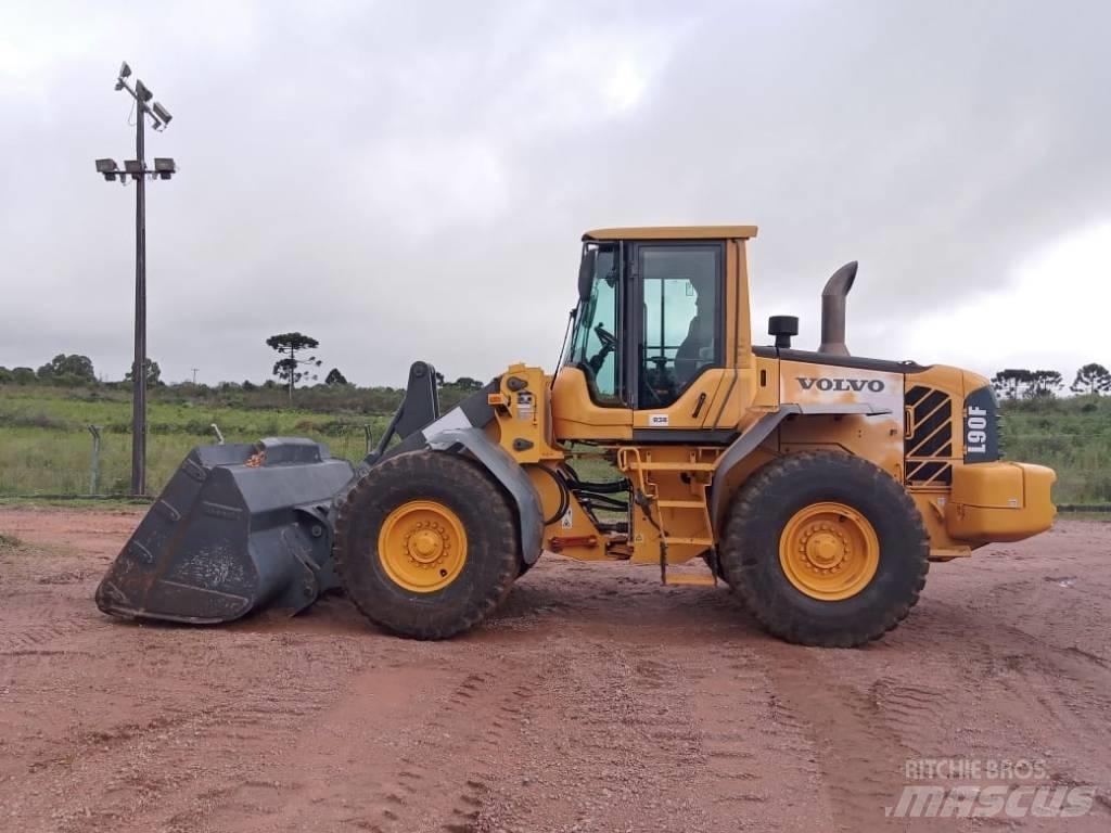 Volvo L90F 輪胎式裝載機
