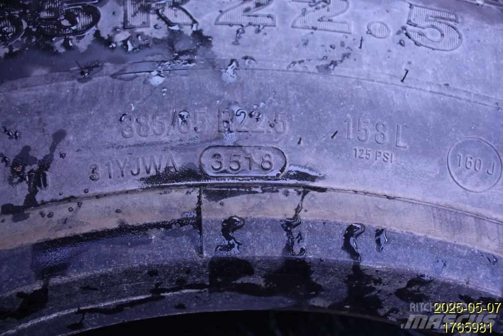 Kuhmo KWA03 輪胎、車輪和輪圈