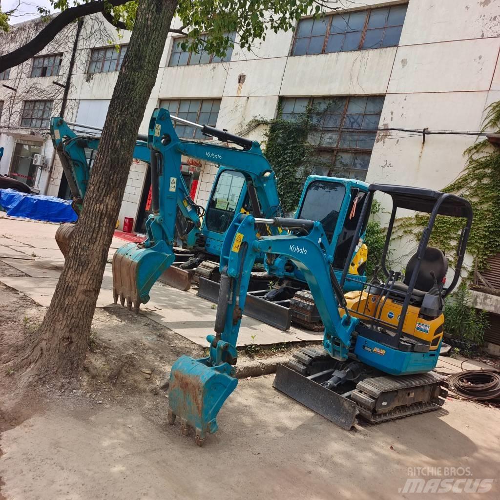Kubota U-15 小型挖土機/掘鑿機<7t(小型挖掘機)