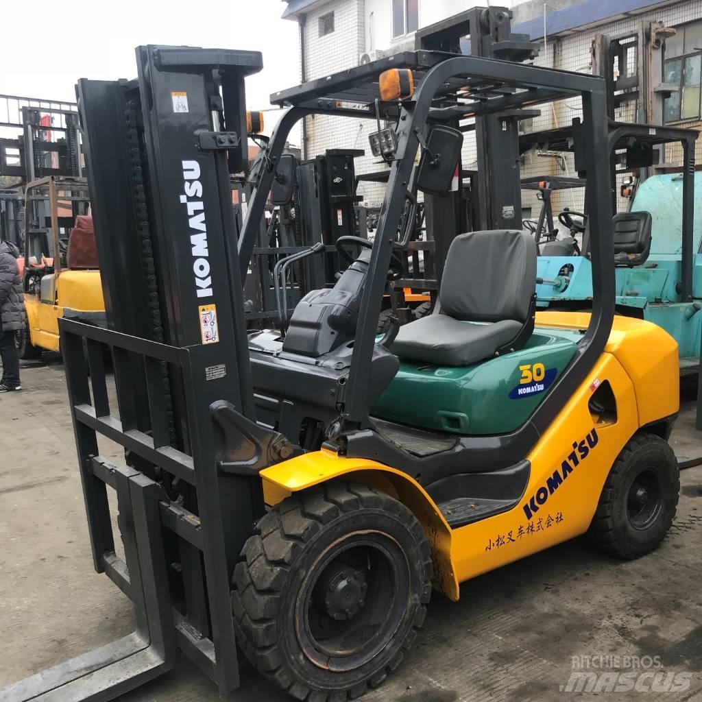 Komatsu 30 柴油卡車