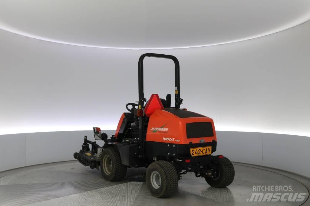 Jacobsen Turfcat 騎乘式割草機