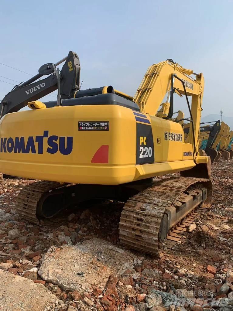 Komatsu PC 220-8 中型挖土機/掘鑿機/挖掘機 7t-12t