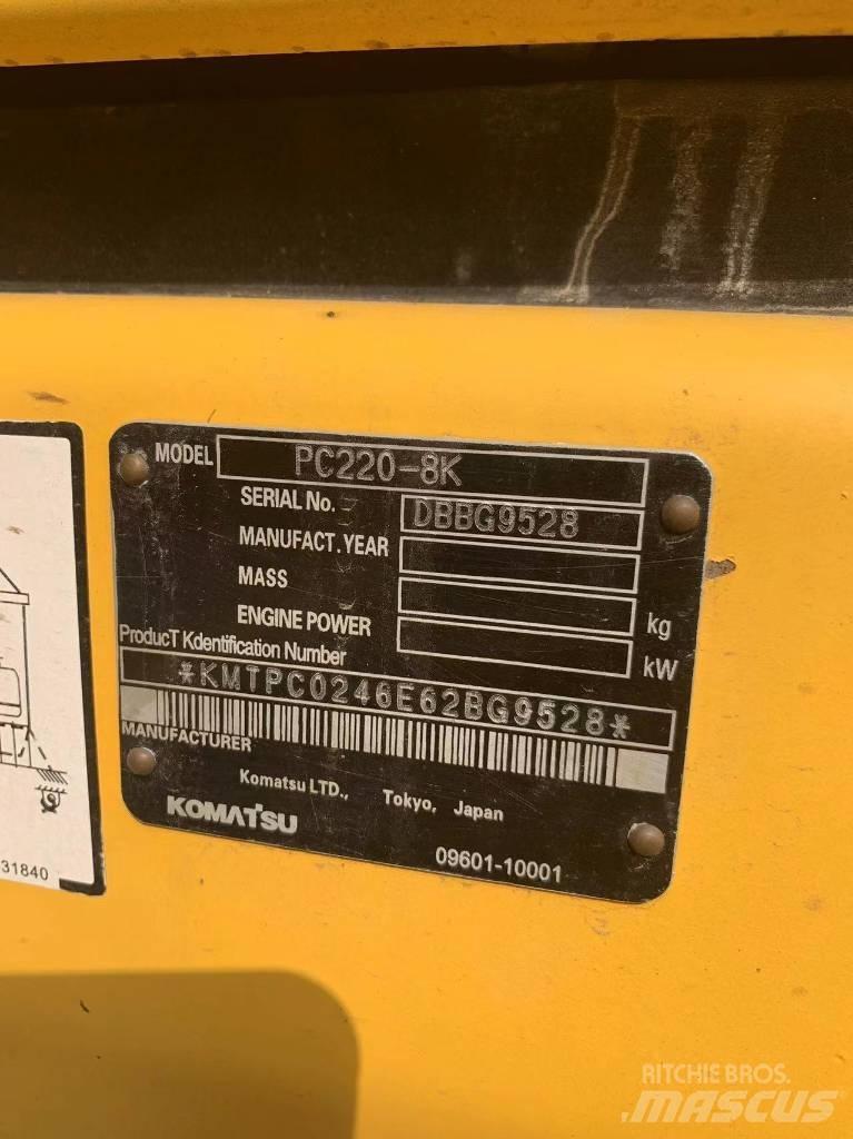Komatsu PC 220-8 中型挖土機/掘鑿機/挖掘機 7t-12t