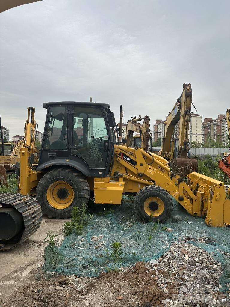CAT 420 F 反鏟裝載機