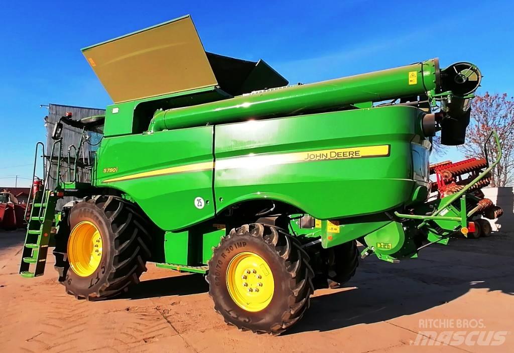 John Deere S780i 聯合收穫機