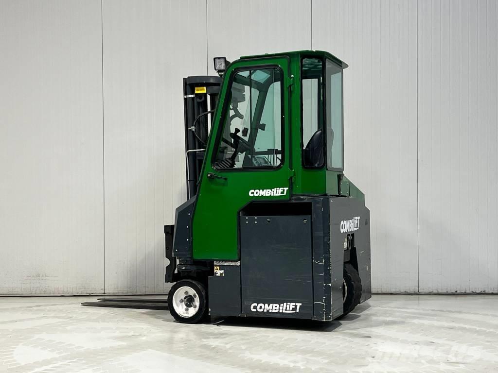 Combilift CBE2500 四向前伸式堆高機(叉車)