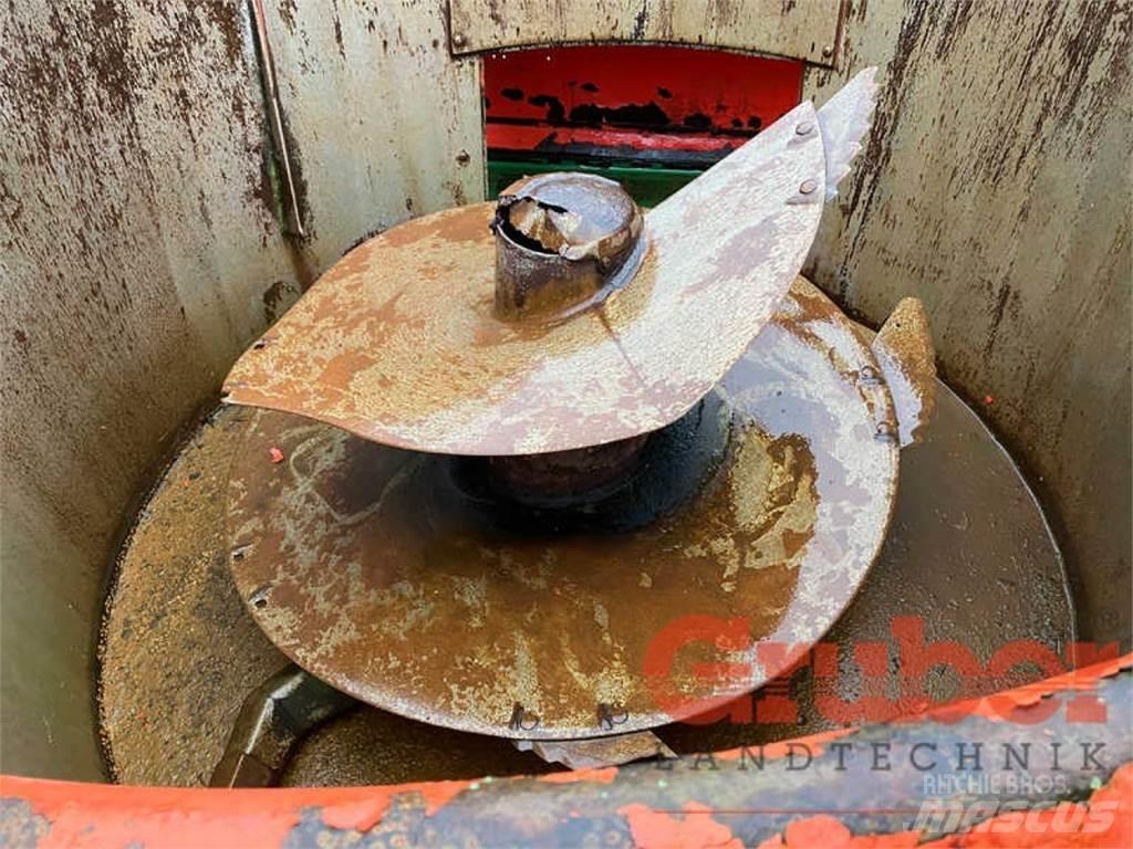 Kuhn EVV 181 混合餵料機
