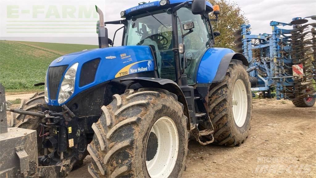 New Holland T7050 曳引機