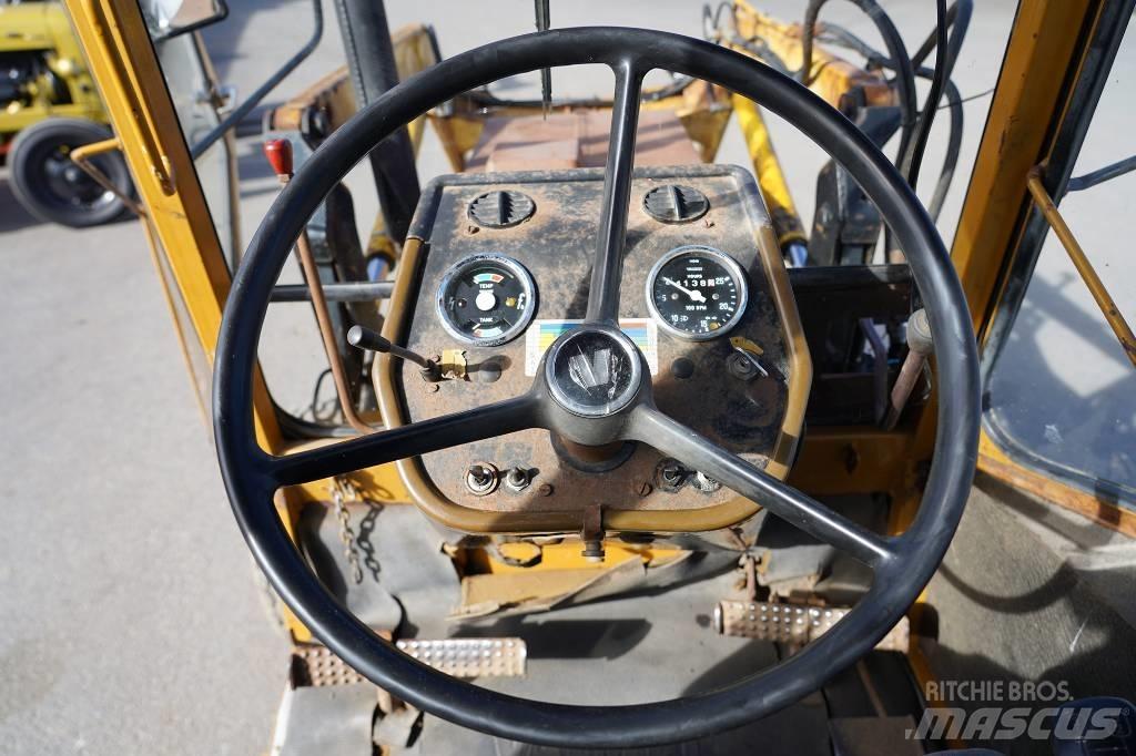 Valmet 502 曳引機