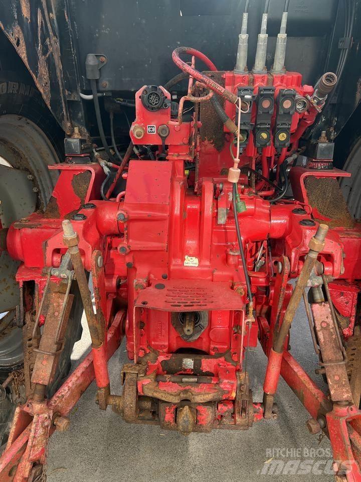 McCormick MTX135 曳引機