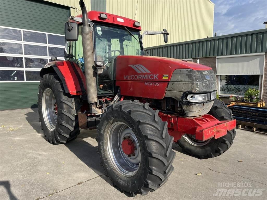 McCormick MTX135 曳引機
