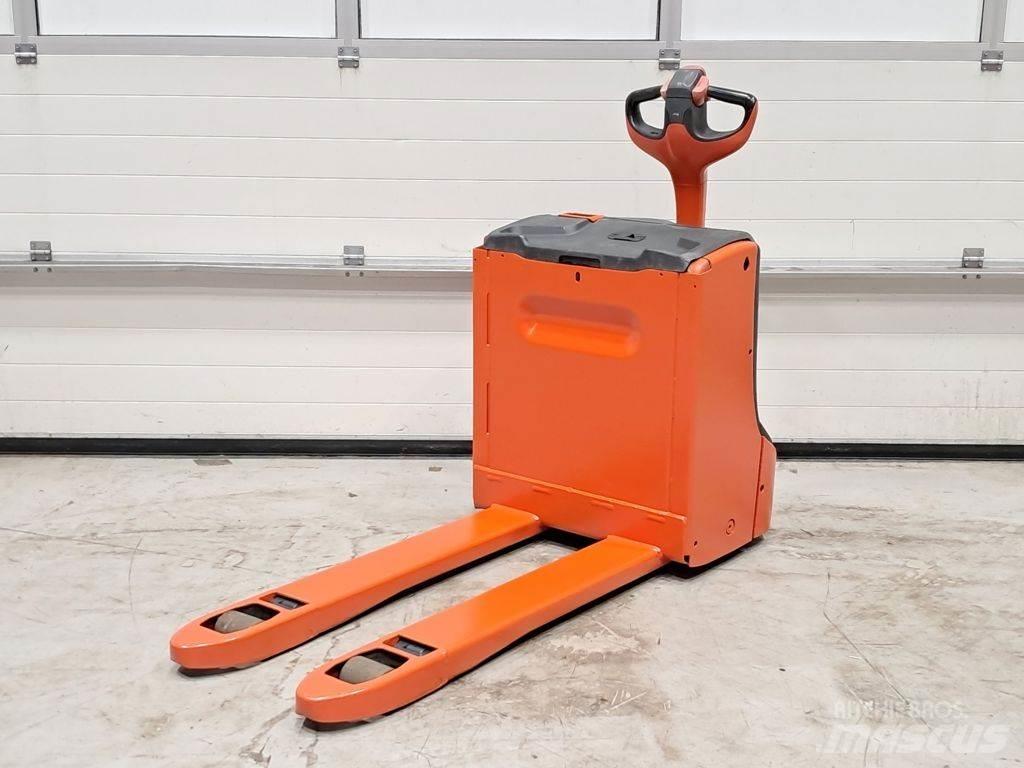 Linde T16 低架升降機
