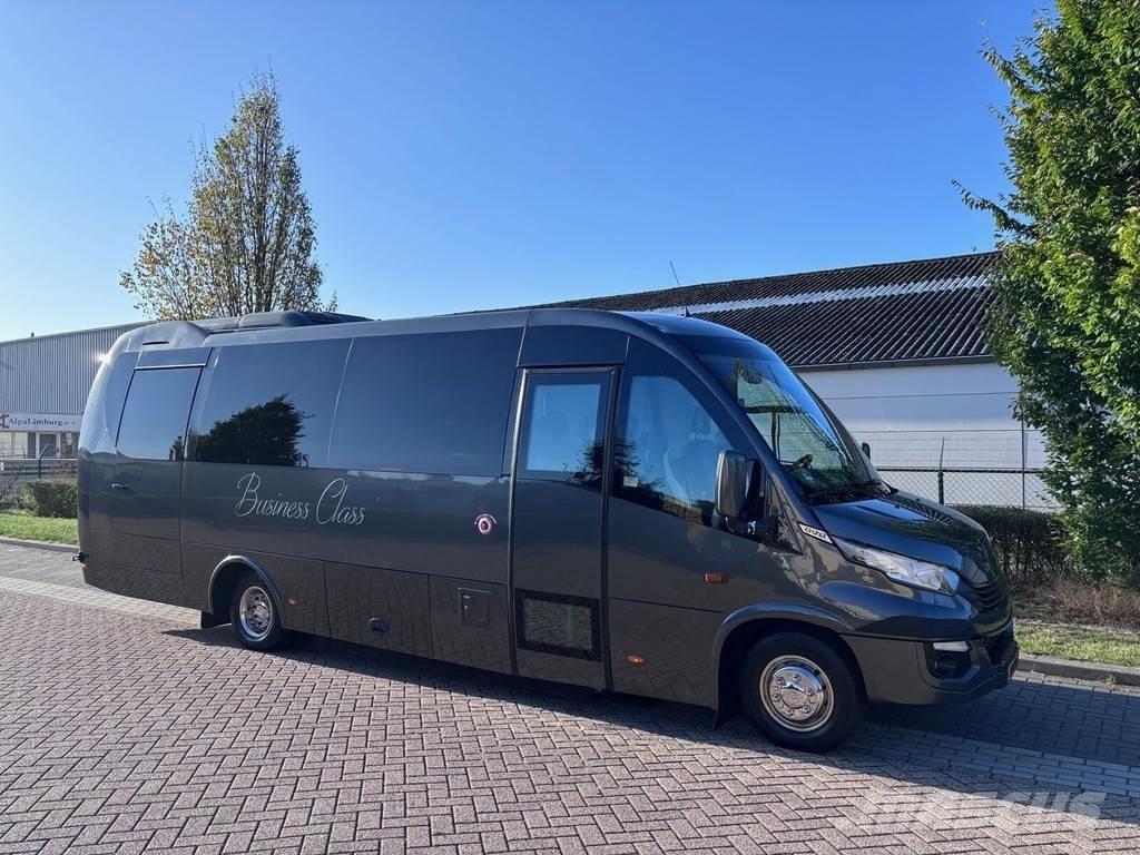 Iveco UNVI Compa 長途公共汽車