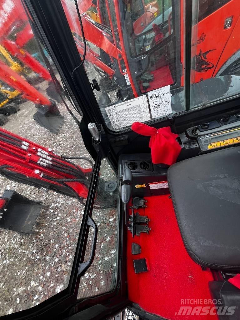 Kubota U 35-3 小型挖土機/掘鑿機<7t(小型挖掘機)