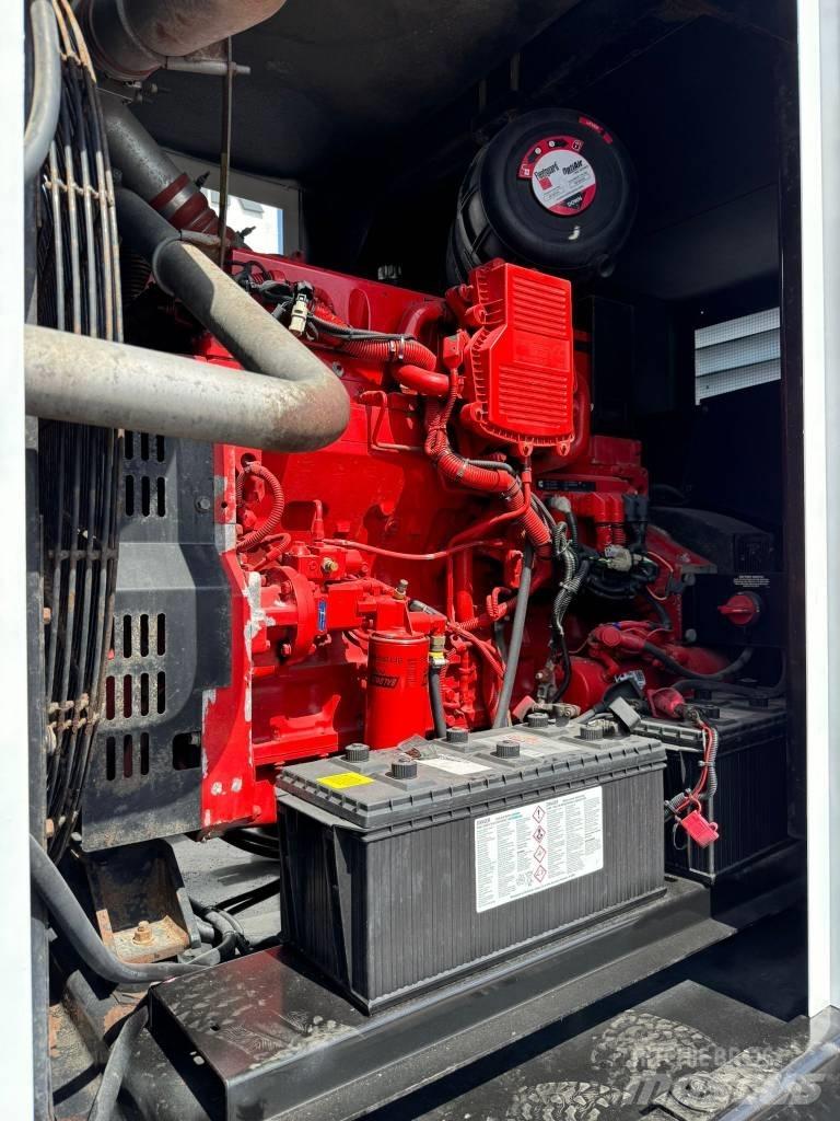 Cummins C 300 D6R 柴油發電機