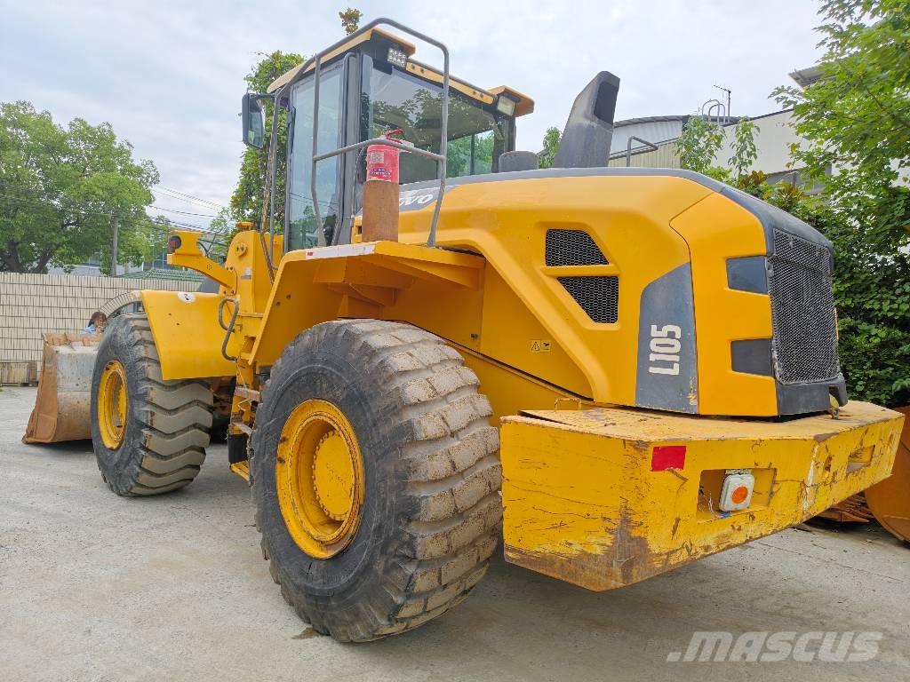 Volvo L 105 輪胎式裝載機