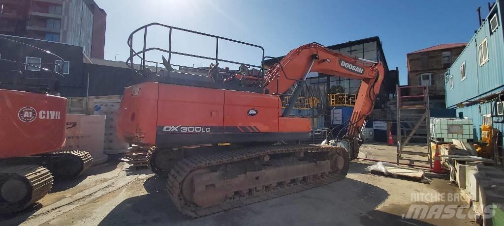 Doosan DX 300 LC 履帶式 挖土機/掘鑿機/挖掘機