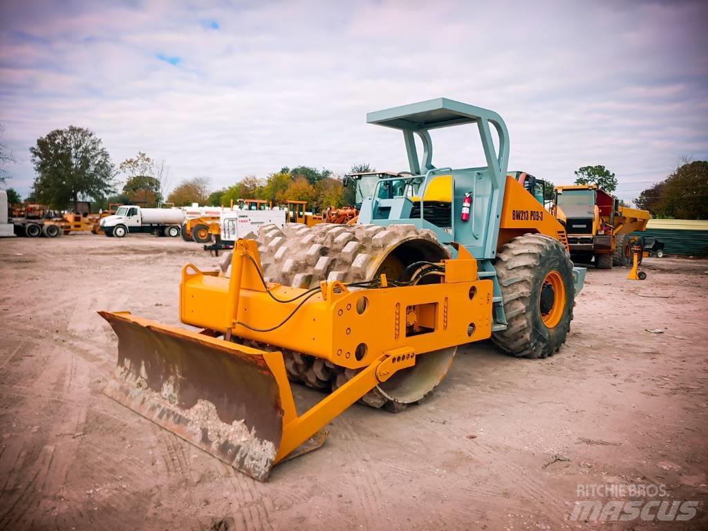 Bomag BW 213 P D B-3 單輪滾壓機