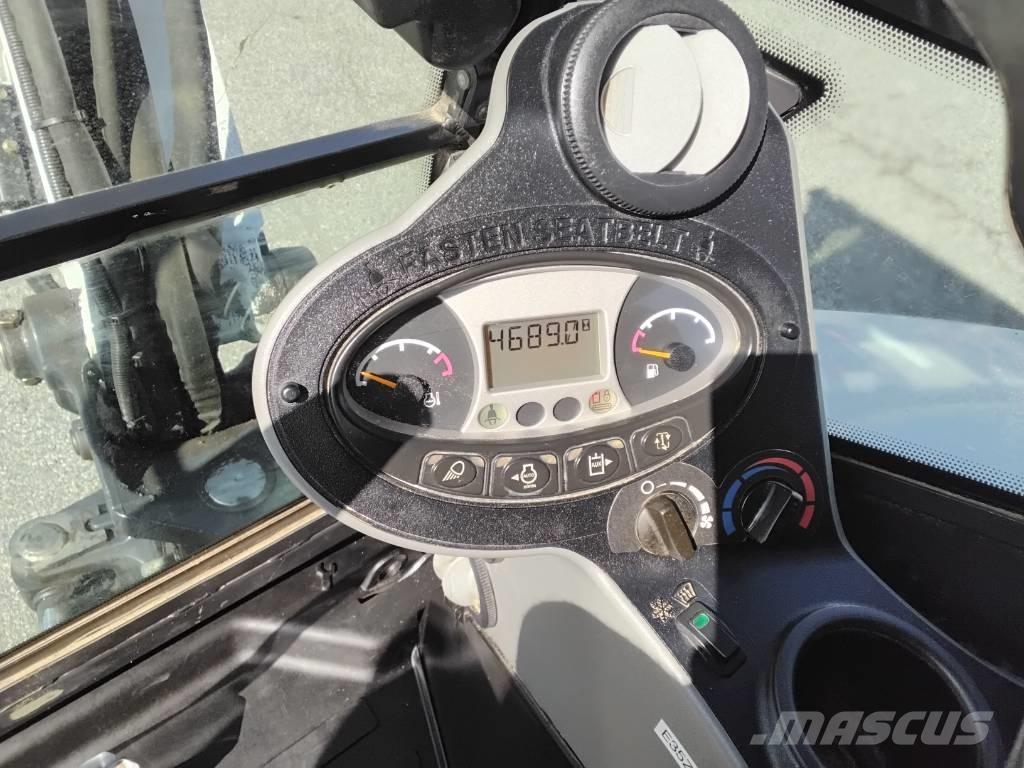 Bobcat E 35z 小型挖土機/掘鑿機<7t(小型挖掘機)
