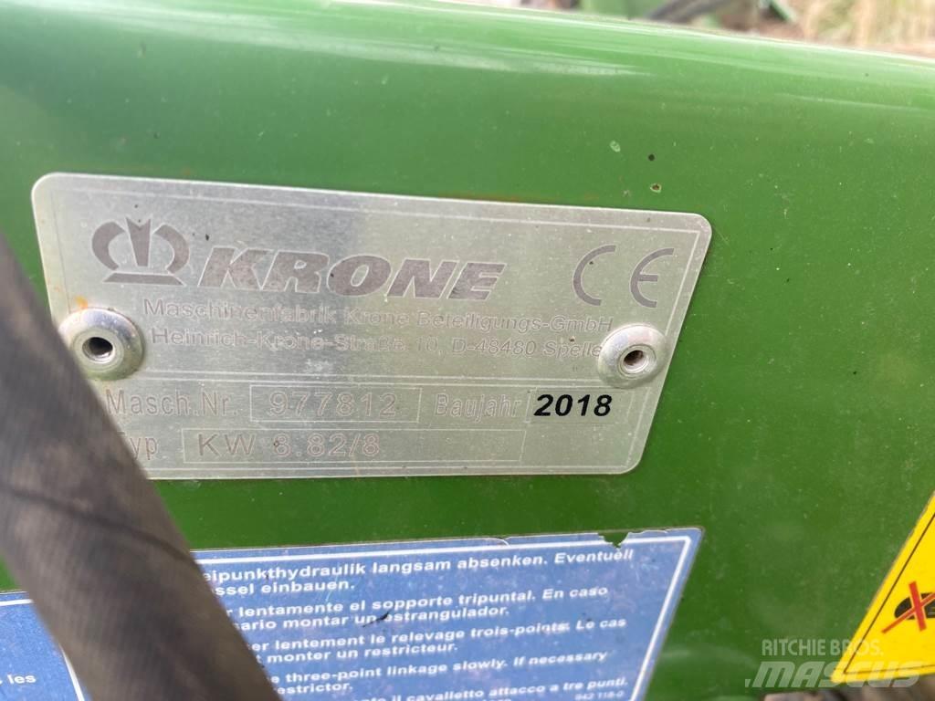 Krone KW 8.82/8 耙與翻草機
