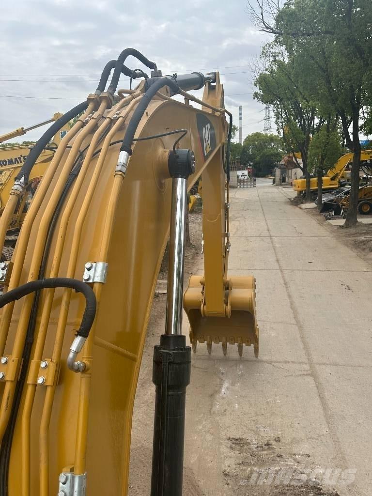 CAT CAT330D 中型挖土機/掘鑿機/挖掘機 7t-12t