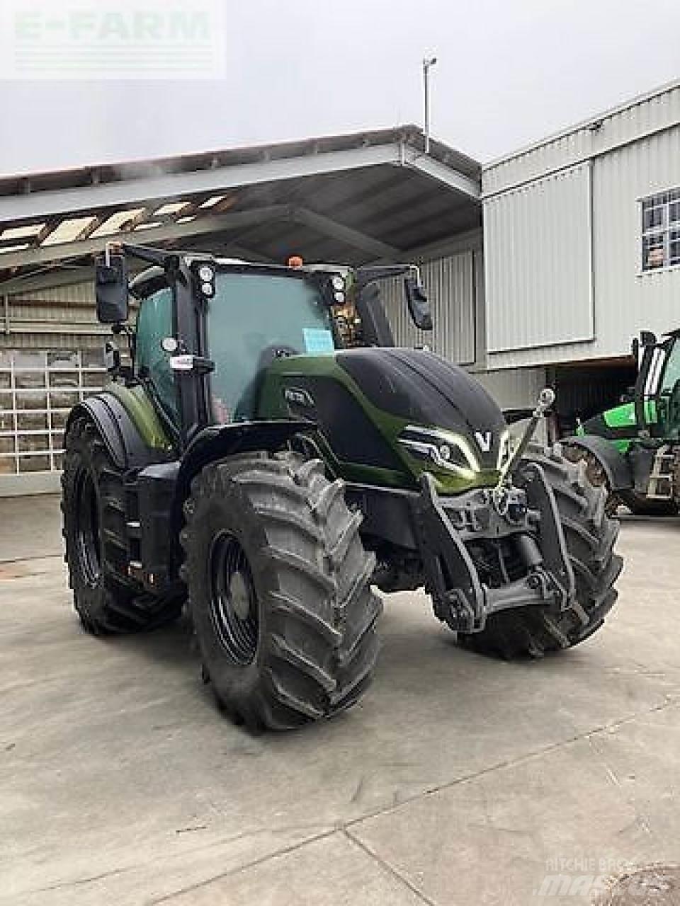 Valtra q305 曳引機
