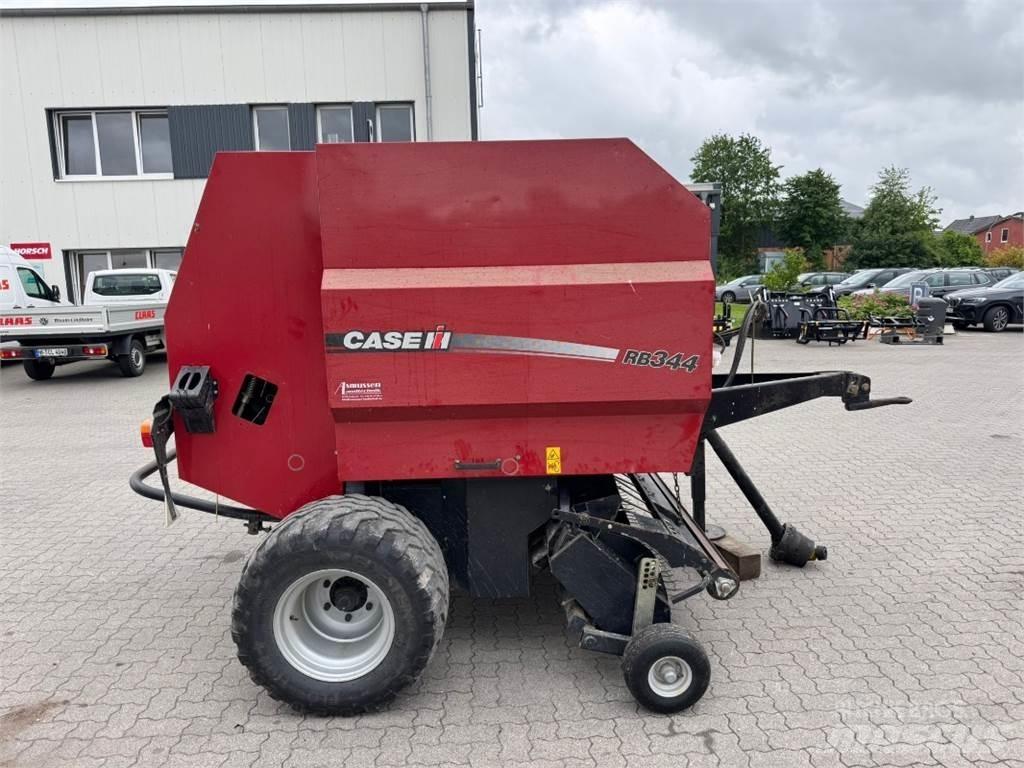 Case IH RB 344 圓型牧草打包機