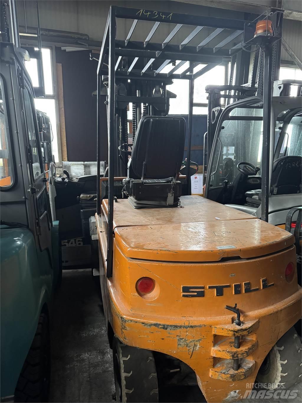 Still R60-40 電動堆高機