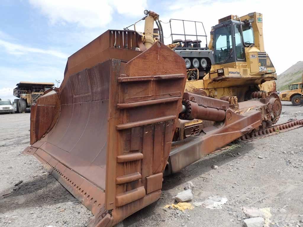Komatsu D 575 A-3 履帶推土機