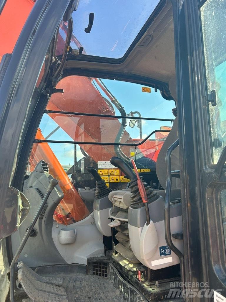 Hitachi ZX225 USLC-6 履帶式 挖土機/掘鑿機/挖掘機