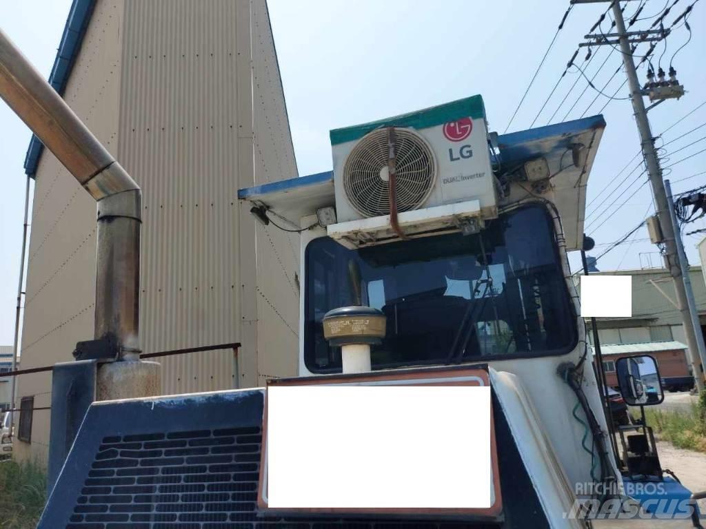SMV SL17-1200A 行走控制式堆積機