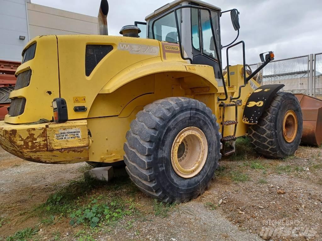 New Holland W271 輪胎式裝載機