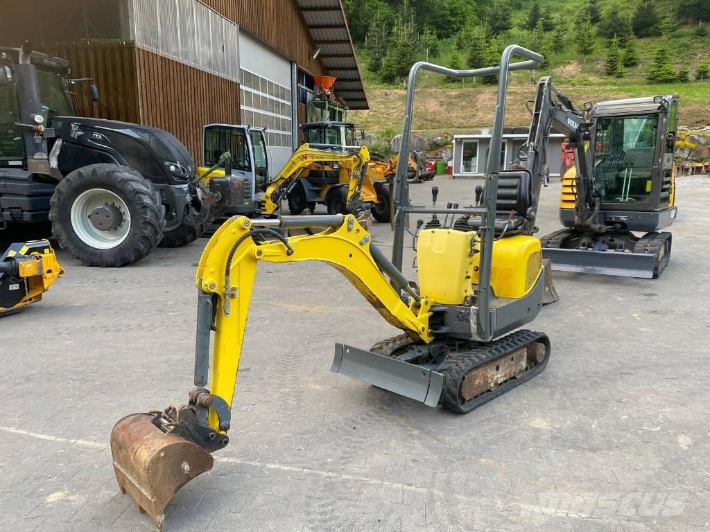 Wacker Neuson 803 小型挖土機/掘鑿機<7t(小型挖掘機)