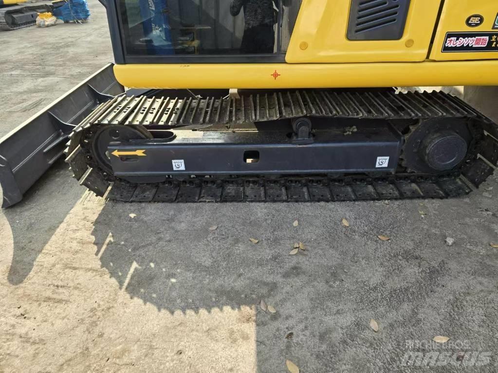 Komatsu PC 70 小型挖土機/掘鑿機<7t(小型挖掘機)