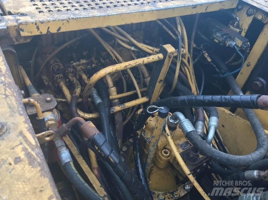 CAT 320 B 履帶式 挖土機/掘鑿機/挖掘機