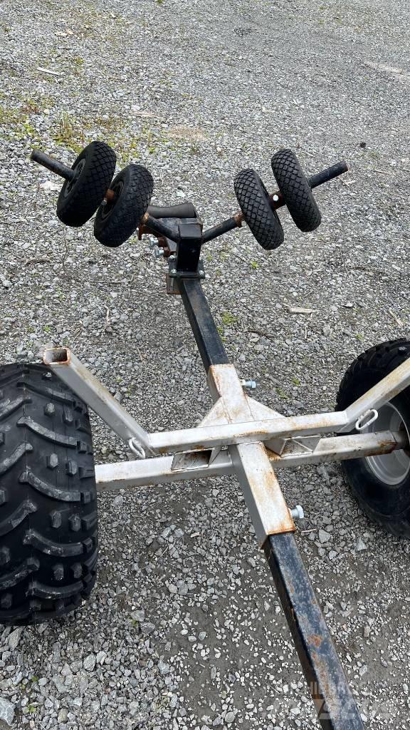  Båtvagn Fyrhjuling 其他拖車