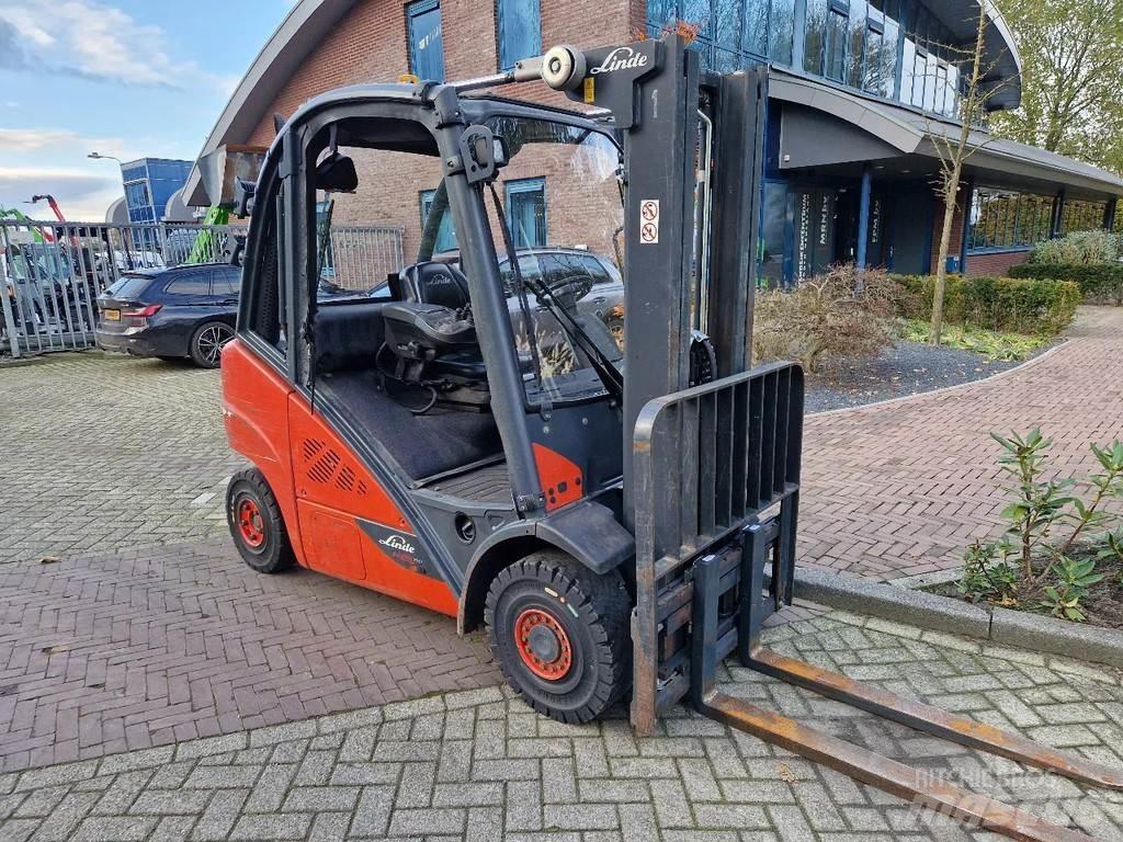 Linde H25D-02 柴油卡車
