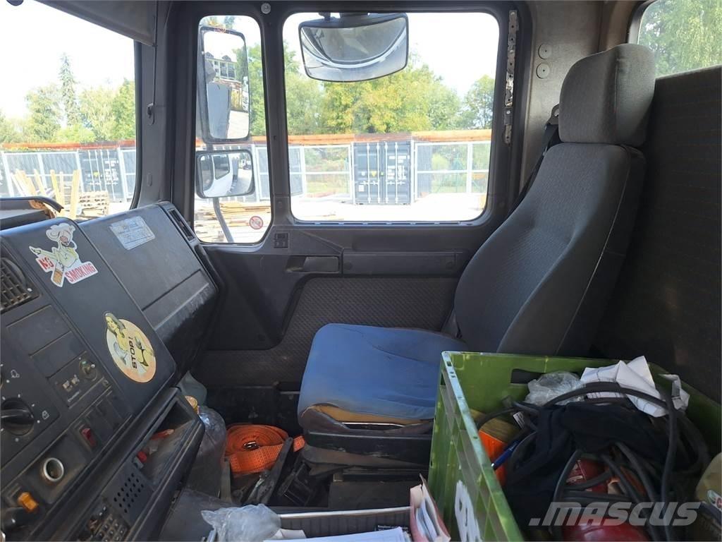 MAN 26.403 6X2 商用底盤車