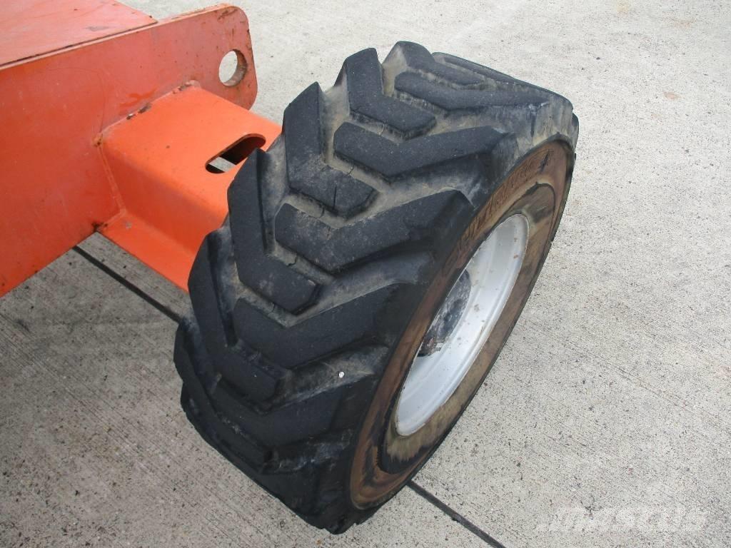 JLG 460SJ (867) 伸縮臂高空作業車