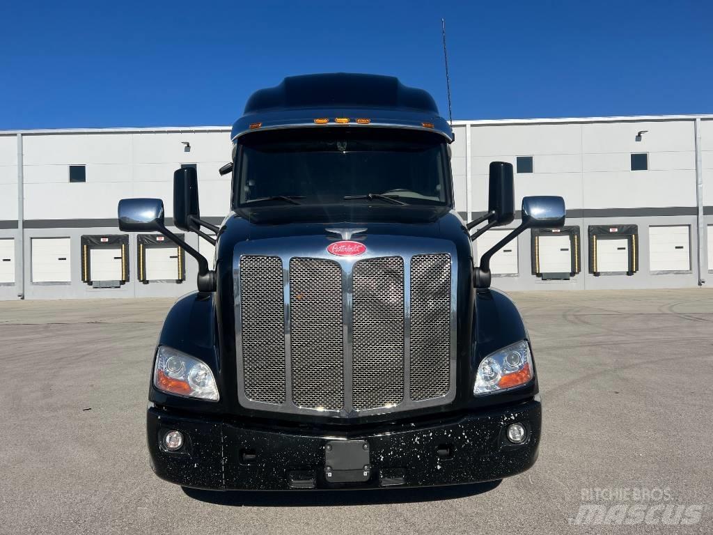 Peterbilt 579 曳引機組件