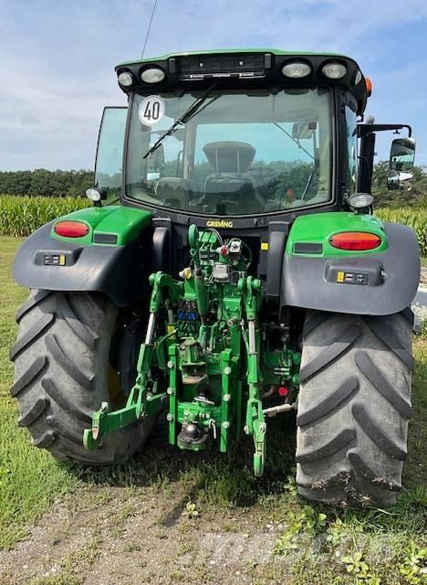 John Deere 6130 R 曳引機